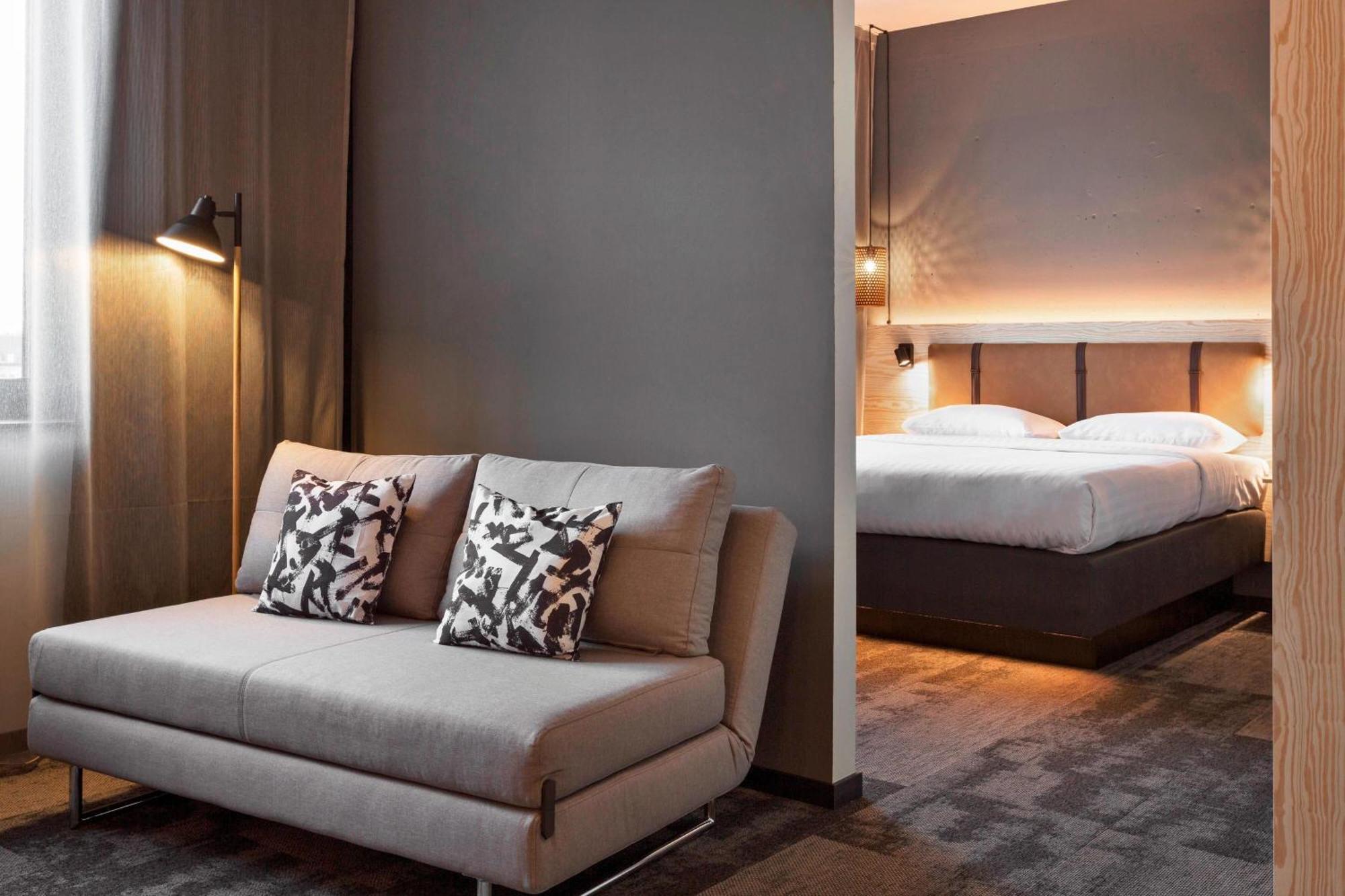 Moxy Duesseldorf South — Photos 2